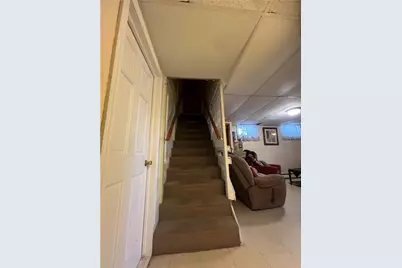 131 Mitchell Street, Providence, RI 02907 - Photo 23