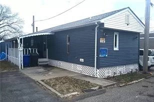 245 Manton St, Pawtucket, RI 02861 - Photo 1