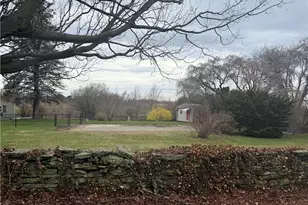 249 Middle Rd, Portsmouth, RI 02871 - Photo 1