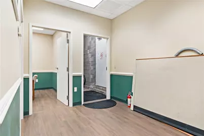 36 Oxford Street, Providence, RI 02905 - Photo 17