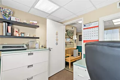 36 Oxford Street, Providence, RI 02905 - Photo 9