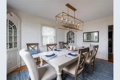 132 Memorial Boulevard, Newport, RI 02840 - Photo 5