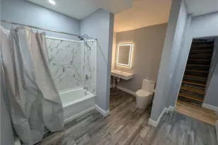 126 Dunnell Ave, Pawtucket, RI 02860 - Photo 7