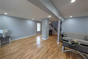 126 Dunnell Ave, Pawtucket, RI 02860 - Photo 3