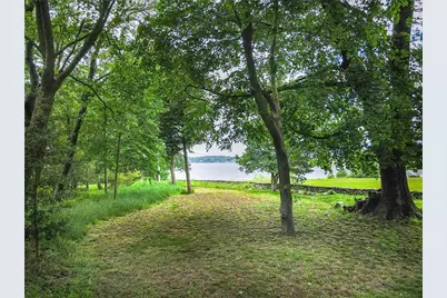 219 Nanaquaket Road, Tiverton, RI 02878 - Photo 11