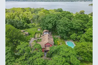 219 Nanaquaket Road, Tiverton, RI 02878 - Photo 3