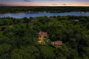 219 Nanaquaket Rd, Tiverton, RI 02878 - Photo 9