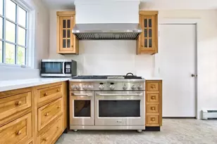 58 Leonard Dr, Tiverton, RI 02878 - Photo 23