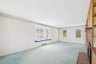 23 Rockland Dr, South Kingstown, RI 02879 - Photo 7