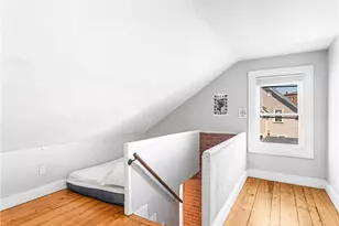 104 Sheldon St, Providence, RI 02906 - Photo 15