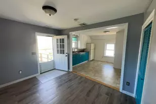 16 Rufus St, Pawtucket, RI 02860 - Photo 17