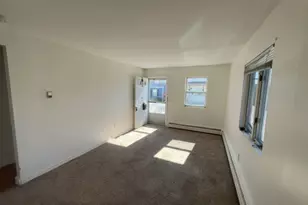 16 Rufus St, Pawtucket, RI 02860 - Photo 5