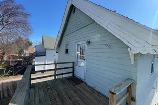 16 Rufus St, Pawtucket, RI 02860 - Photo 3