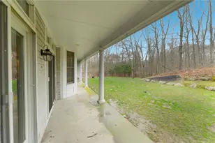 153 Sakonnet Ridge Dr, Tiverton, RI 02878 - Photo 9