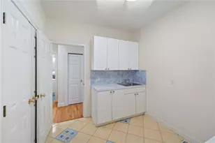 153 Sakonnet Ridge Dr, Tiverton, RI 02878 - Photo 31