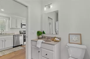 64 Burnside Ave, Narragansett, RI 02882 - Photo 11