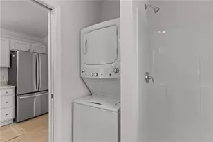 64 Burnside Ave, Narragansett, RI 02882 - Photo 9