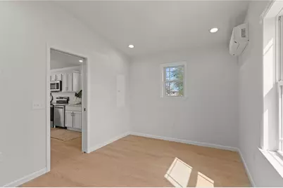 64 Burnside Avenue, Narragansett, RI 02882 - Photo 5