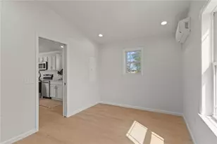 64 Burnside Ave, Narragansett, RI 02882 - Photo 5