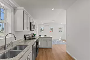 64 Burnside Ave, Narragansett, RI 02882 - Photo 7