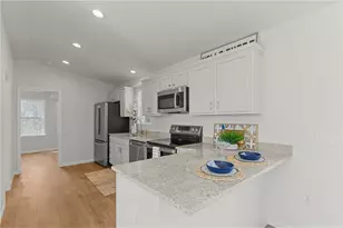 64 Burnside Ave, Narragansett, RI 02882 - Photo 7