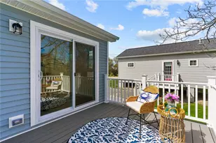 64 Burnside Ave, Narragansett, RI 02882 - Photo 13