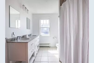 573 Wolcott Avenue, Middletown, RI 02842 - Photo 37