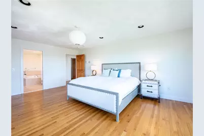 573 Wolcott Avenue, Middletown, RI 02842 - Photo 25