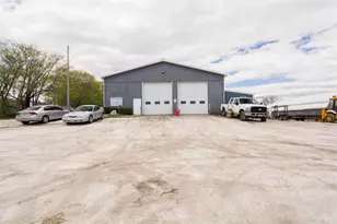 3622 Main Rd, Tiverton, RI 02878 - Photo 11