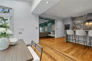 80 Clarendon Ave, Providence, RI 02906 - Photo 17