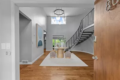 80 Clarendon Avenue, Providence, RI 02906 - Photo 5