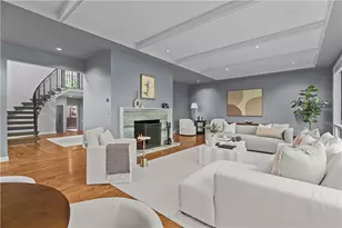 80 Clarendon Ave, Providence, RI 02906 - Photo 11