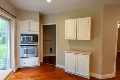 18 Railroad Avenue, South Kingstown, RI 02892 - Photo 7