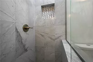 18 Sunset Ln, Portsmouth, RI 02871 - Photo 27