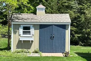 18 Sunset Ln, Portsmouth, RI 02871 - Photo 43