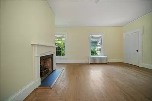 33 Kay St, Newport, RI 02840 - Photo 17