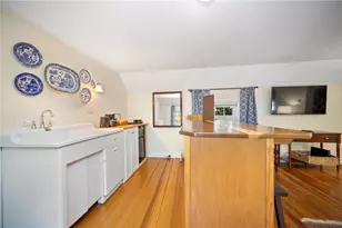 33 Kay St, Newport, RI 02840 - Photo 27