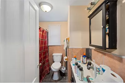 94 Larch Street, Providence, RI 02906 - Photo 21