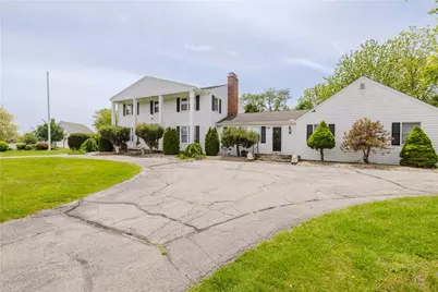 129 Lawrence Drive, Portsmouth, RI 02871 - Photo 3