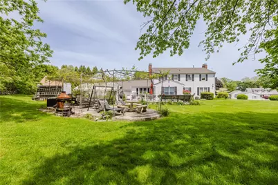 129 Lawrence Drive, Portsmouth, RI 02871 - Photo 11