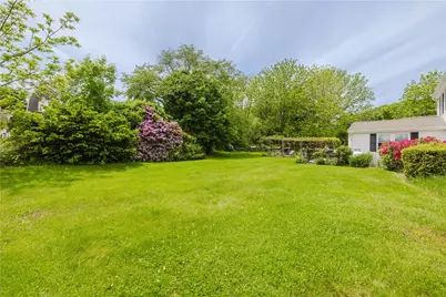 129 Lawrence Drive, Portsmouth, RI 02871 - Photo 9