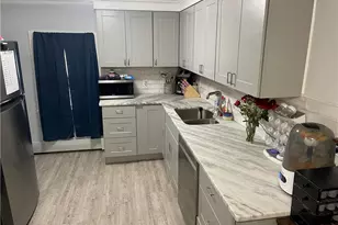 25 Thomas St, North Kingstown, RI 02852 - Photo 3