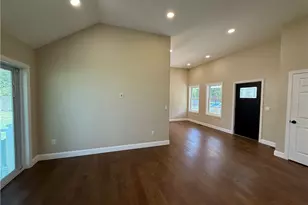 189 Pleasant View Ave, Smithfield, RI 02917 - Photo 11