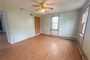 233 Grove St, Woonsocket, RI 02895 - Photo 11