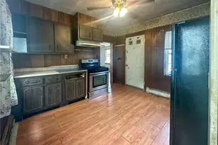 233 Grove St, Woonsocket, RI 02895 - Photo 21