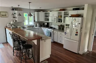 67 High St, Jamestown, RI 02835 - Photo 3