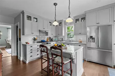 132 Ruggles Avenue, Newport, RI 02840 - Photo 7