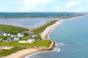 2 Green Hill Ave, South Kingstown, RI 02879 - Photo 9