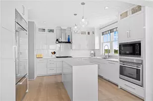 1210 Graces Cove Rd, Block Island, RI 02807 - Photo 17