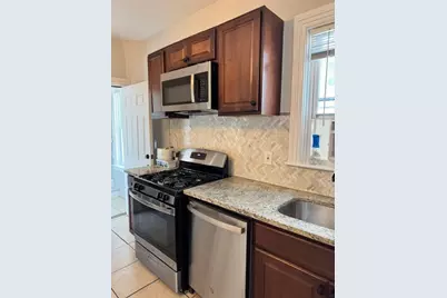 374 Hope Street #2, Providence, RI 02906 - Photo 1